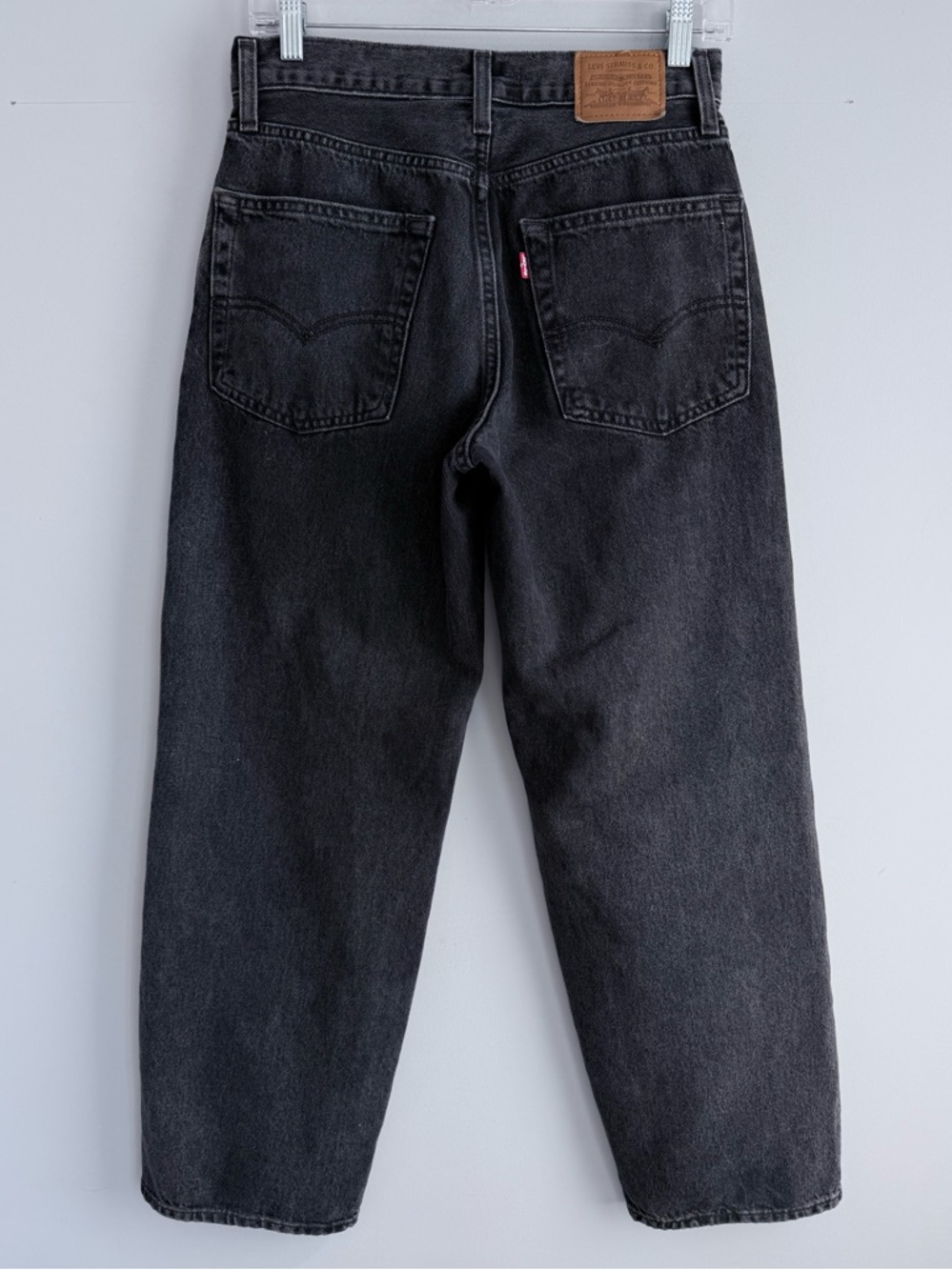 Levi's Premium BAGGY DAD WOMEN'S JEANS Size 26 Boot Barn Washed Black Gray - Picture 5 of 16